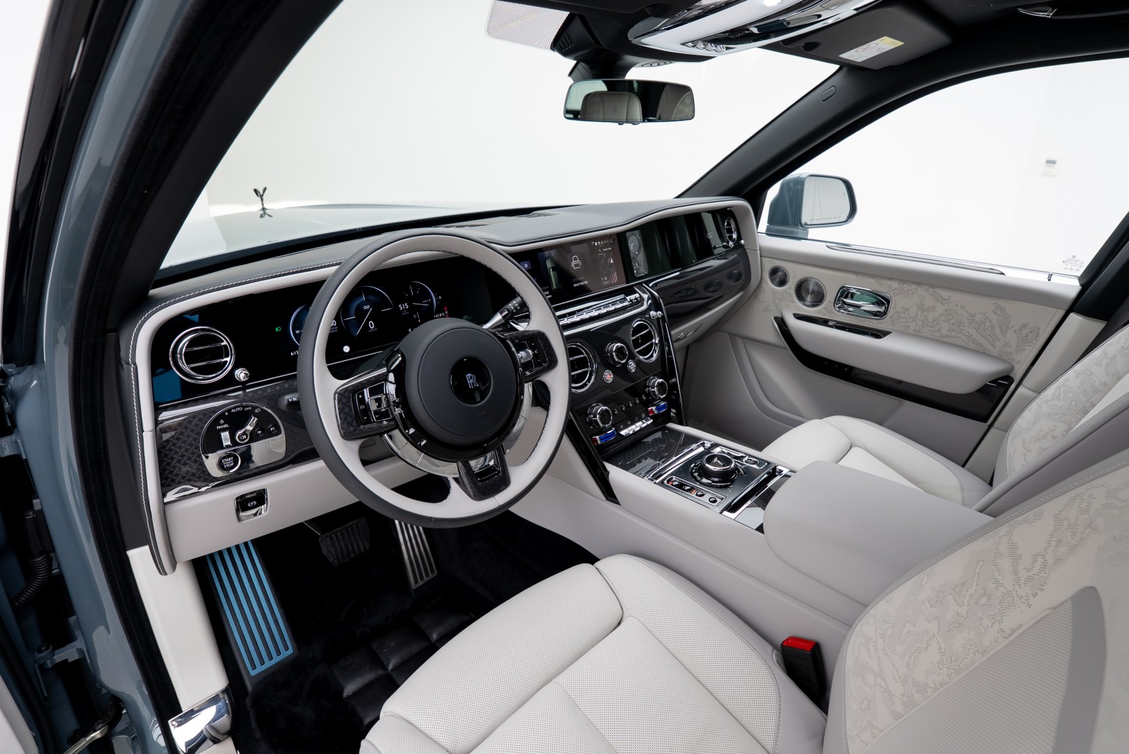 2026 ROLLS ROYCE CULLINAN | BLACK BADGE | GCC | MAIN DEALER WARRANTY SERVICE